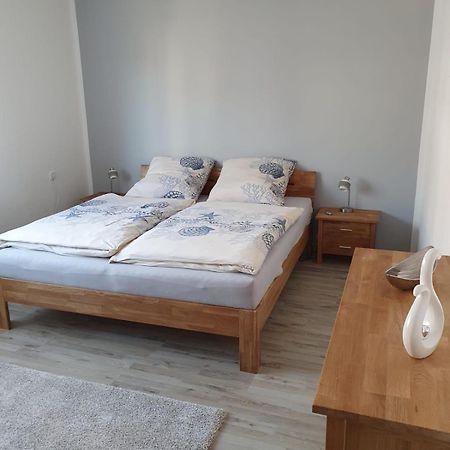 Neu! Fewo Lentz Hafenstadt Emden Buitenkant foto