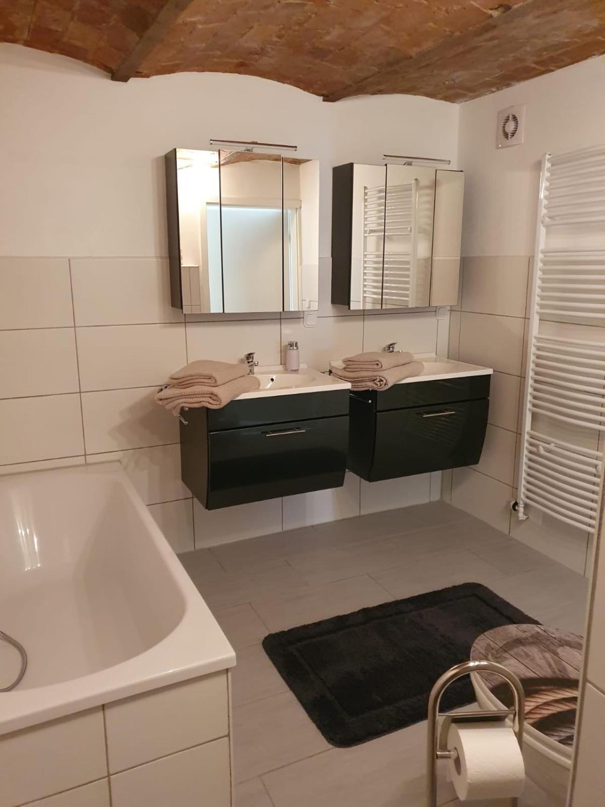 Neu! Fewo Lentz Hafenstadt Emden Buitenkant foto